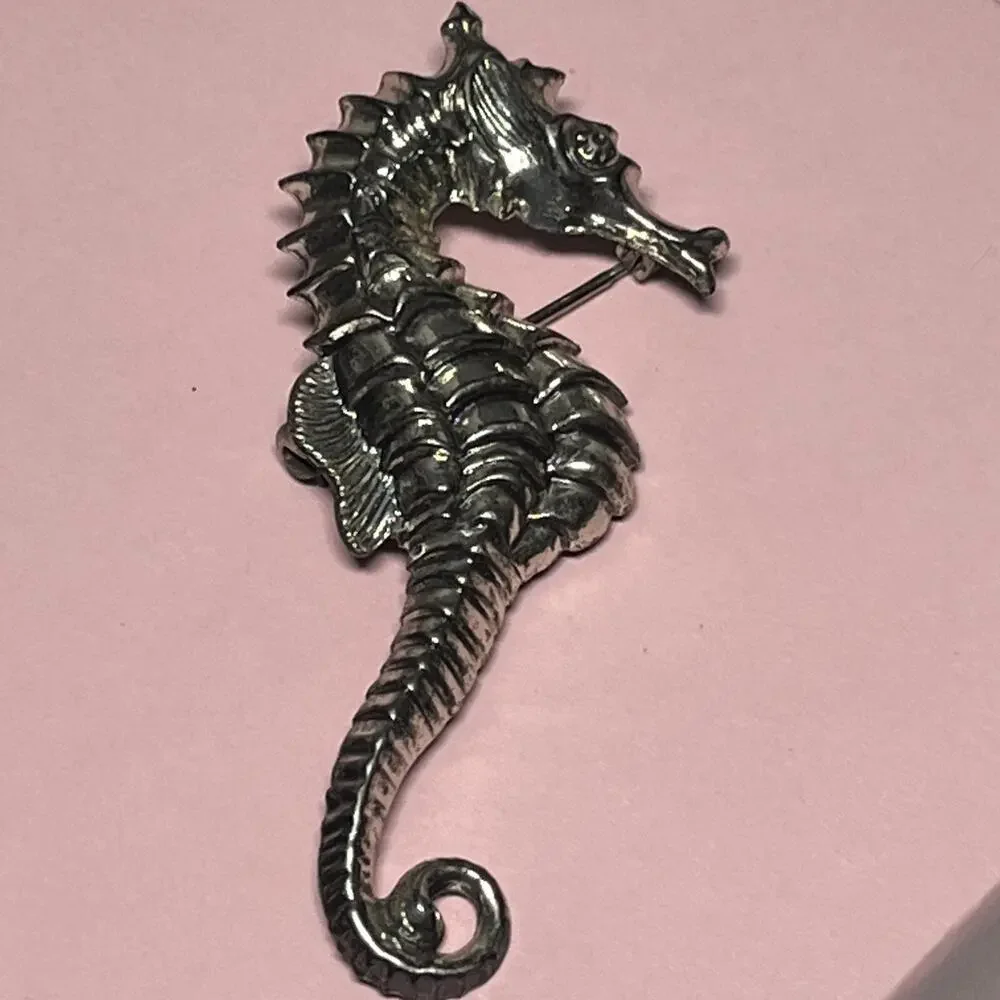 Vintage Beau Signed sterling silver seahorse pin/brooch Made In America 50s-70s